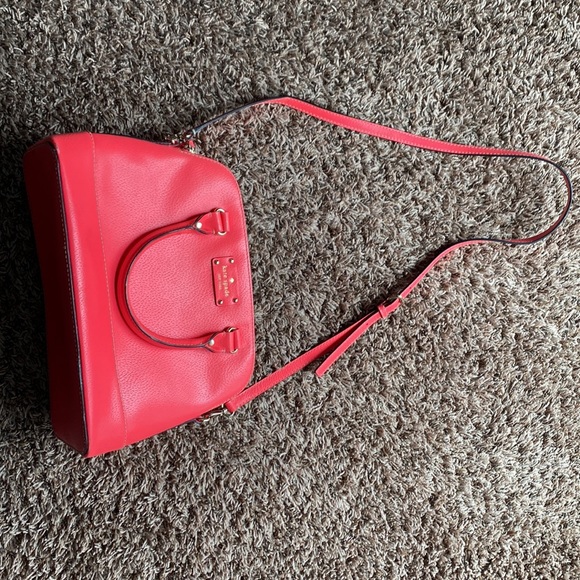 Hot Pink kate spade tote - Picture 4 of 4